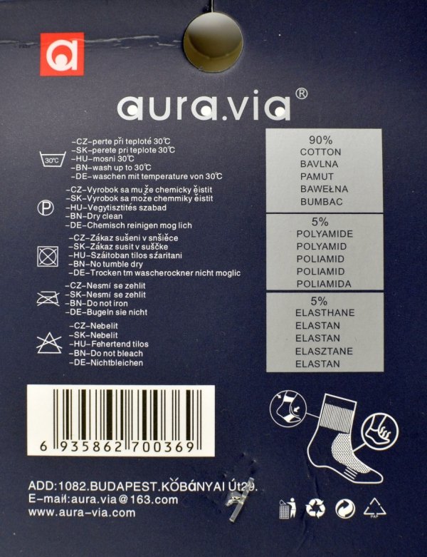 Idealne do garnituru i codziennego obuwia – czarne skarpety THERMO z 90% bawełny. Oddychające, elastyczne, z płaskimi szwami i miękkim ściągaczem, który nie zostawia śladów.