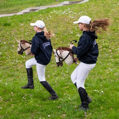 Hobby Horse Skippi - koń na kiju - Karmel