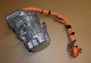 Neu Original ohne OVP Klimakompressor Renault Captur II 1.6 Hybrid , 926008231R , 926003211R , 926002618R