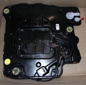 Original AdBlue-Tank für PEUGEOT 2008 208 301 , 1682620880 , 9810883580