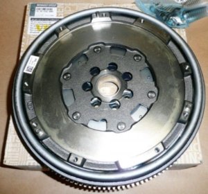 ORIGINAL Renault Zweimassenschwungrad Laguna Megane III 1.5 DCI 123003948R
