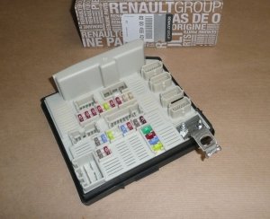 ORGINAL Sicherungskasten Relaiskasten Renault Megane Scenic II 1.5DCI 8200455424