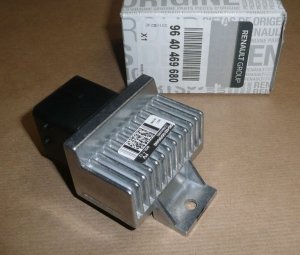 Original Vorglührelais grau 12V für Renault Megane Trafic Master  dci  , 9640469680 , 9645668680