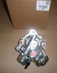 Original Einspritzpumpe Peugeot 308 3008 5008 2.0 BLUEHDI 9674984480