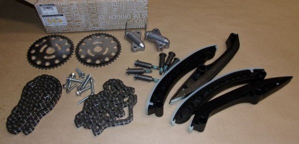 Original Steuerkettensatz Renault Laguna III 3.0 DCI V6 , 130C19028 ,  130C19028R, TCK308NG , 21012-00Q0F, 13070-00Q0J , 10004-00Q0A,  13070-00Q0K , 13075-00Q0A, 13075-00Q0G , 13028-00Q0B,  130C19028R , 7701479026,  7703002663, 8200729183 , 8200722384, 82