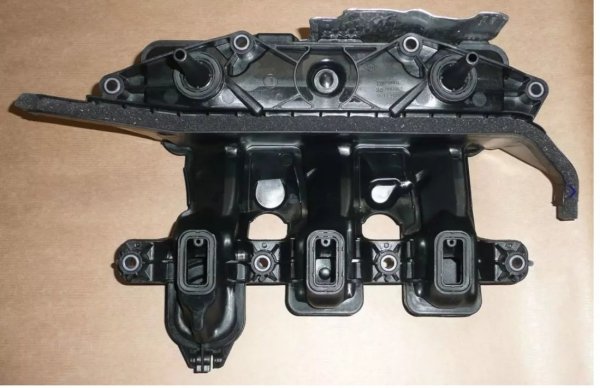 Original Ansaugkrümmer und Ölabscheider Renault Trafic III 1.6 DCI ,118301003R , 118302761R , 118305906R