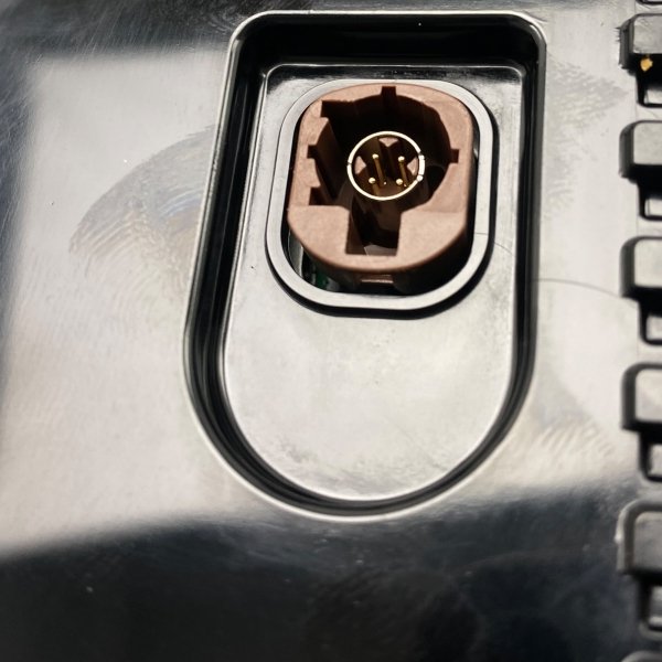 Originales OE Display-/Bedienpanel für Radio-Navigation für Renault Megane IV Facelift, 681031903R