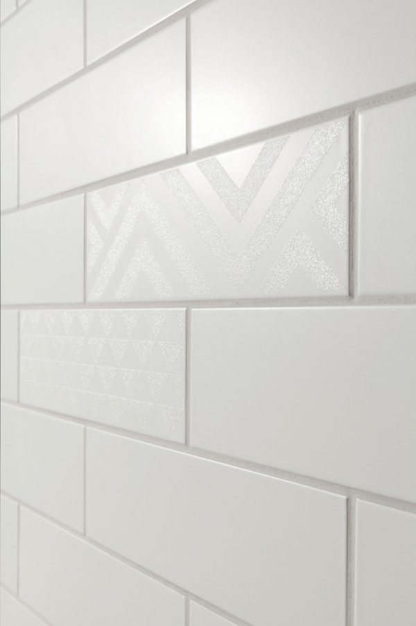 Domino Burano Bar White C Dekor 23,7x7,8