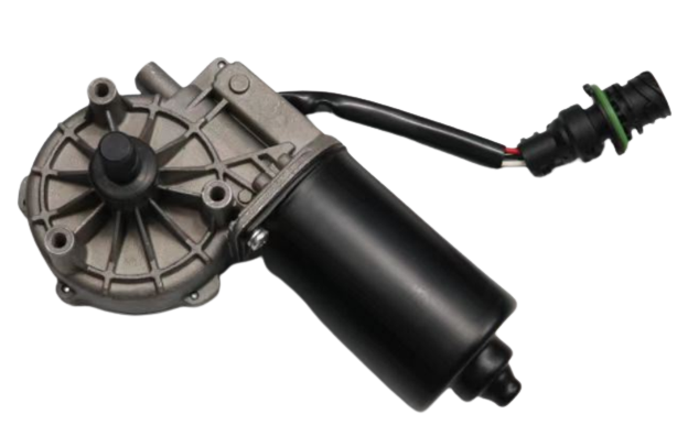 SILNICZEK WYCIERACZEK RVI MAGNUM DXI -15