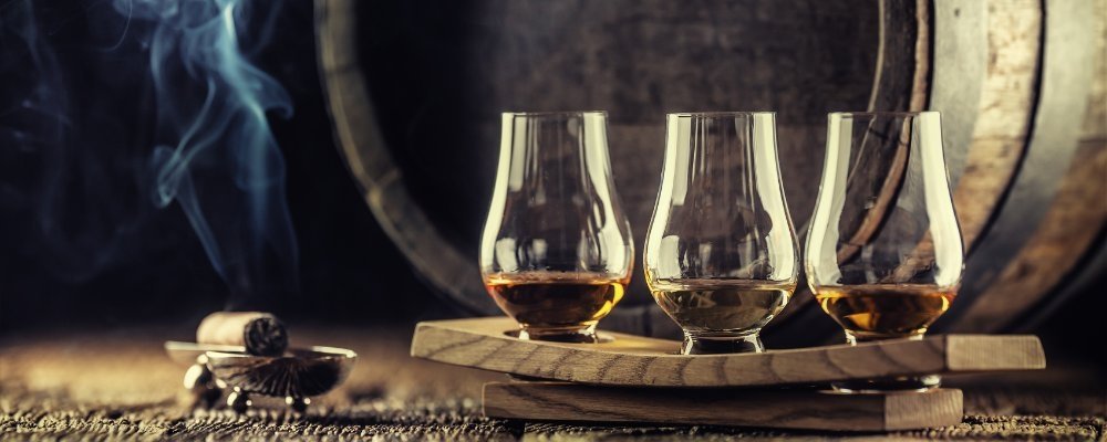 Kolory whisky – czyli co nadaje whisky kolor i czy kolor wpływa na jej smak.