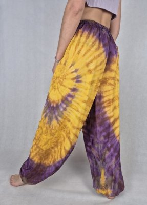 Klasyczne spodnie tie dye