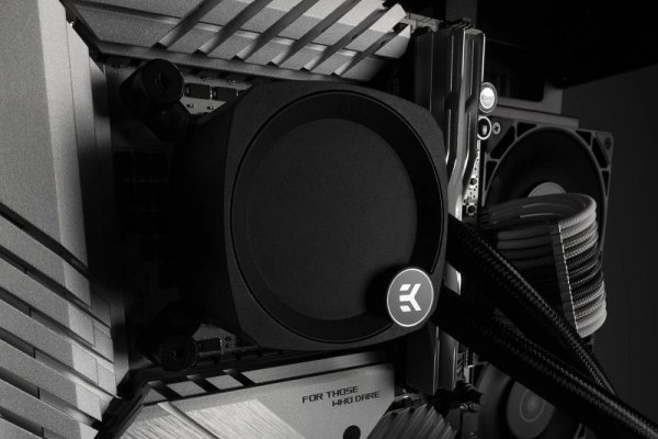 Chłodzenie wodne EK Water Blocks EK Nucleus AIO CR360 Dark, CPU