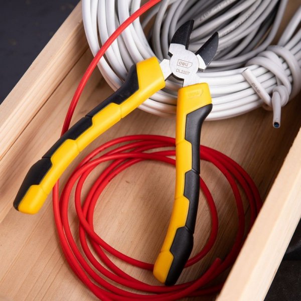 Szczypce tnące boczne Deli Tools EDL2207, 7&quot; (żółte)