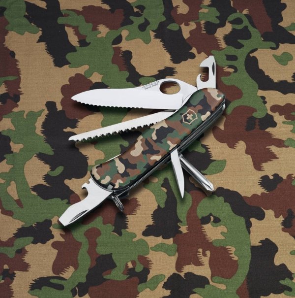 Scyzoryk Victorinox Trailmaster One Hand Camouflage 0.8463.MW94 - Grawer Gratis