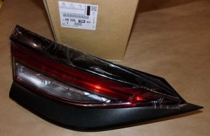 Feu arrière Citroën DS.3 Crossback gauche, 9833619480, 9833619480,