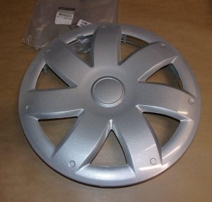 Original  Enjoliveur Dacia Dokker 15 pouces , 7711426515