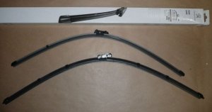$ Balais d'essuie-glace flexibles d'origine Peugeot 3008 5008 09-16, 1608242080