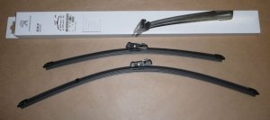 $ Balais d'essuie-glace Peugeot 308 II 600/450mm plats ,  1611631080