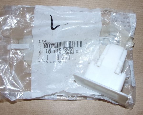 Agrafe de siège PEUGEOT 508 II, 3008 II ,  1611584980