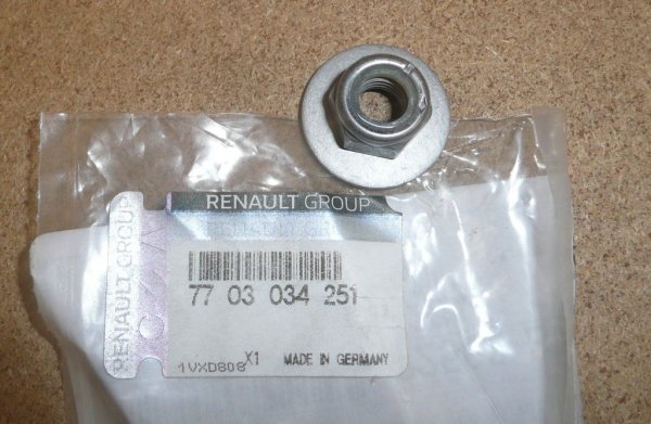 Original  Écrou de fixation du moteur Renault Laguna II , 7703034251