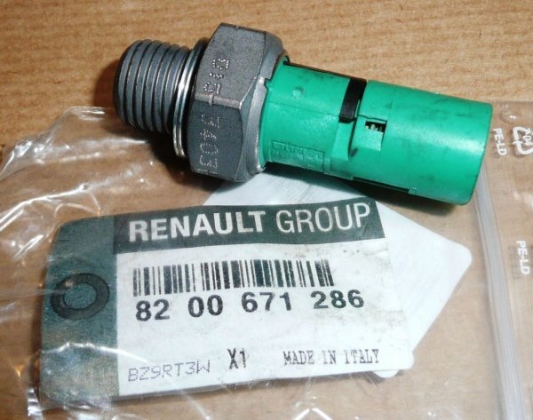 Original  Capteur de pression d'huile Renault Master II 1.9DCI , 8200671286