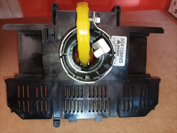 Anneau de glissement d'origine / capteur d'angle de braquage pour IVECO, 500321199, 500321203, 504108682, 504108685, E500321203