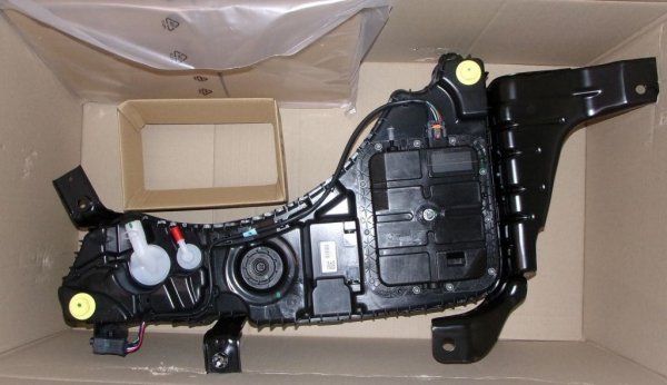 $ Réservoir AdBlue Citroën C4 Picasso II Peugeot 5008 II ,  1682619480