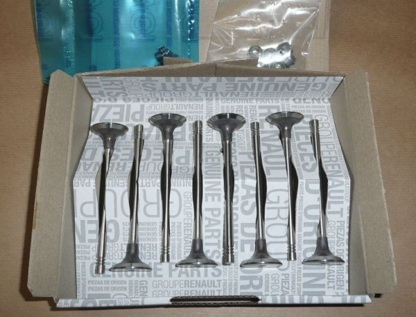 Original 8x soupapes d'admission Renault 2.0 dCi M9R722 M9R610 M9R830 , 132012274R ,   13201-00Q0A ,13201-00QOA , 4420439, 4431242, 93161682, 93168105 , 7701476596