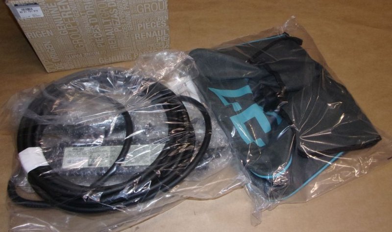 Original Câble De Charge Batterie Avec Sac Renault Zoe , 8201721816