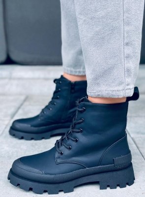 Botki trekkingowe ARLEN BLACK