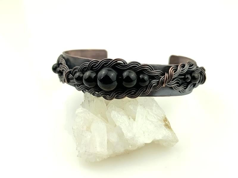 Prezent z okazji 8 rocznicy ślubu - bransoletka miedziana z czarnym turmalinem