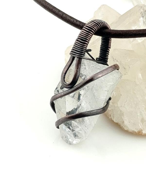 Męski wisior miedziany z kryształem górskim dla wszystkich znaków zodiaku