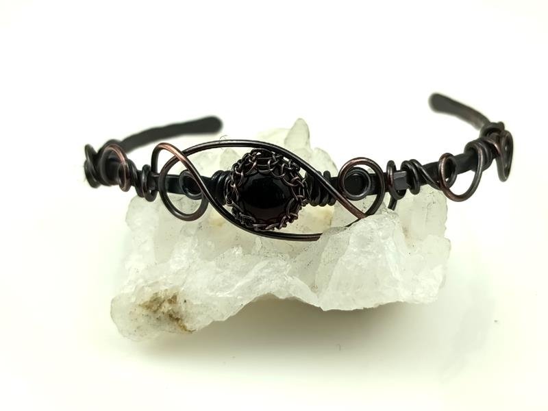 Prezent z okazji 7 rocznicy ślubu - bransoletka miedziana z czarnym onyksem