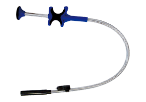 CHWYTAK GIĘTKI Z KOŃCÓWKĄ SZCZĘKOWĄ + MAGNES 1KG + LATARKA 470mm King Tony