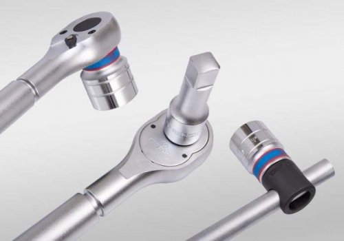 ZESTAW NASADEK 3/4&quot; 14cz. KRÓTKIE 6-kąt. 22 - 50mm Z GRZECHOTKĄ I AKCESORIAMI, WALIZKA King Tony