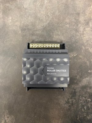 Moduł sterowania roletami (3 wyj.), Roller Shutter x3, DIN, TF-Bus GRE/RSH-203-D-01 Grenton