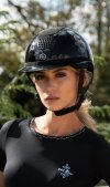 Kask Fair Play z szerokim daszkiem QUANTINUM W-V ECLIPSE SHINY  czarny