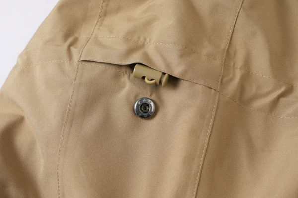 Płaszcz przeciwdeszczowy Covalliero SS2026 - orzech