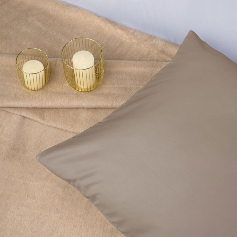 Poszewka na poduszkę 50x70 - 100% bawełna satynowa DARYMEX, zapięcie na zamek wz. ciemny beż 041