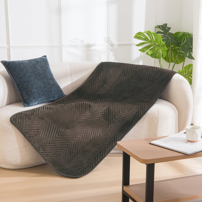 Miękka narzuta pikowana 100% mikrofibra na fotel 70x160 wz. NNW-3305 gorzka czekolada