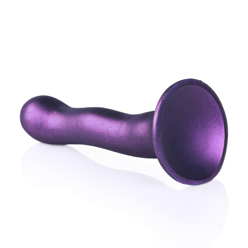 Ultra Soft Silicone Curvy G-Spot Dildo - 7&#039;&#039; / 17 cm