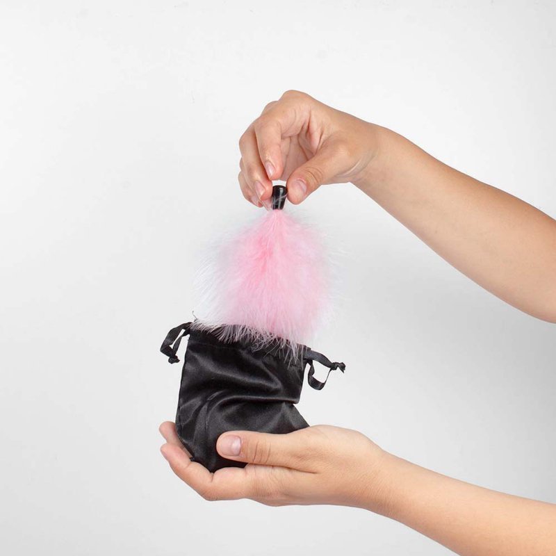 Aphrodisiac chocolate edible powder &amp; feather tickler kit cod.