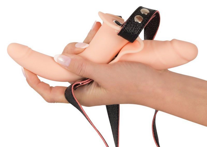 Vibrating double strapon