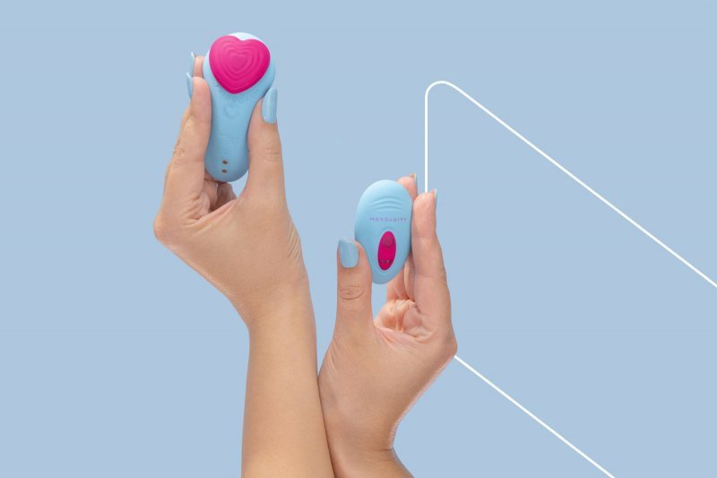 Wibrator dla Pań z pilotem HeartGem blue