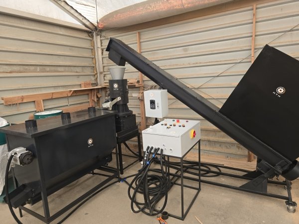 Linia do produkcji peletu DGL-4000  300-500kg bez suszarni