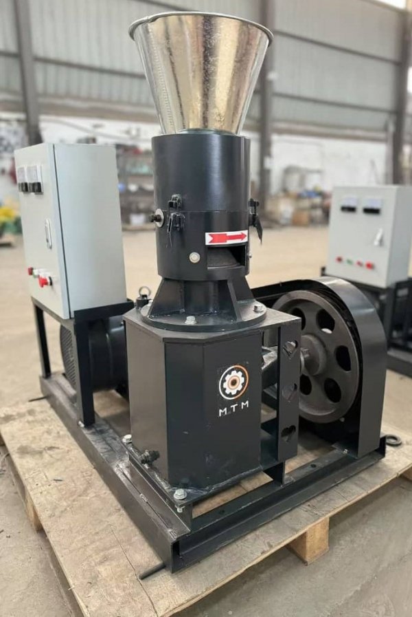 Peleciarka wolnoobrotowa  7.5 kW z ruchomymi rolkami Model EWP-210