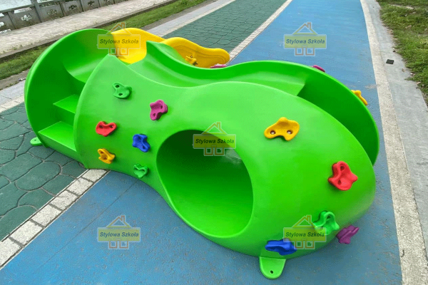 kopuła wspinaczkowa, skałka wspinaczkowa, plac zabaw do wspinania, skałka na plac zabaw, wyposażenie placów zabaw, producent placów zabaw, plastikowe place zabaw, górka wspinaczkowa