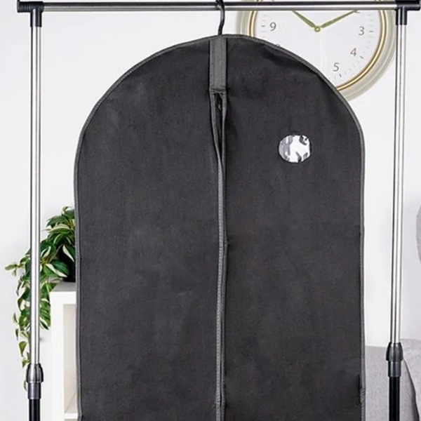 POKROWIEC NA ODZIEŻ UBRANIA KURTKĘ GARNITUR 60X100 OKIENKO - CZARNY - 1x (tds0778)