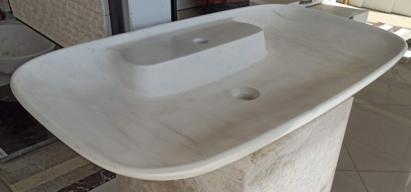 Umywalka z marmuru Glacier White