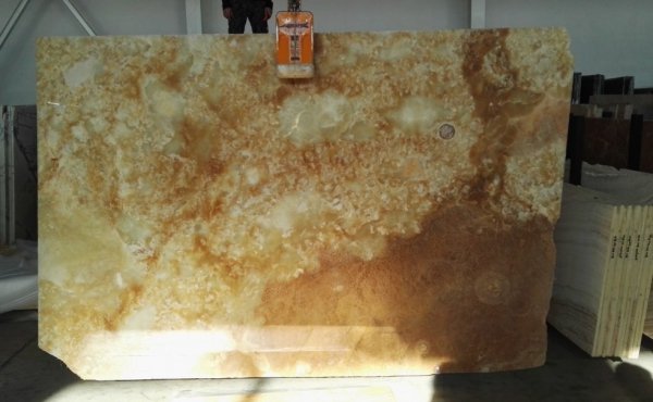 Onyx Amber slab